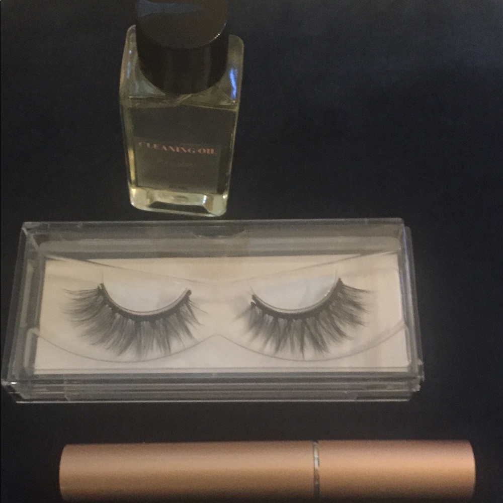 Kit- Model Classy with Magnetic Liner and Lashes